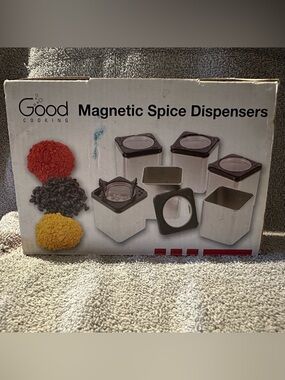 Magnetic Spice Dispensers Container-Stainless Steel-Clear Window-Shake Or Pour